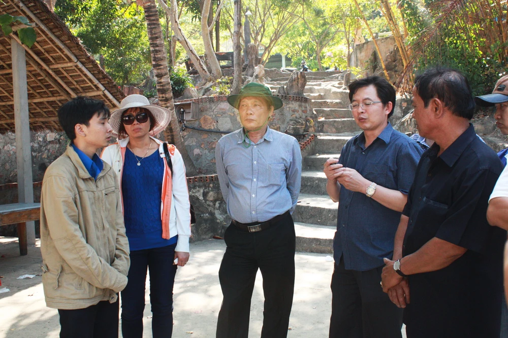 Kinh hoàng: Tắm biển, ba cán bộ Sở Công Thương Bình Định chết đuối ảnh 4